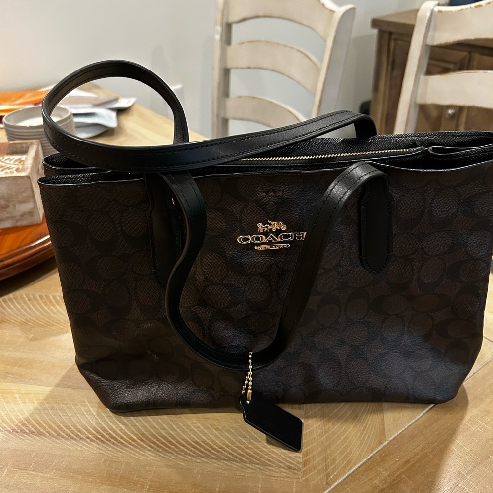 Coach Black Tote Bag with Structured Design